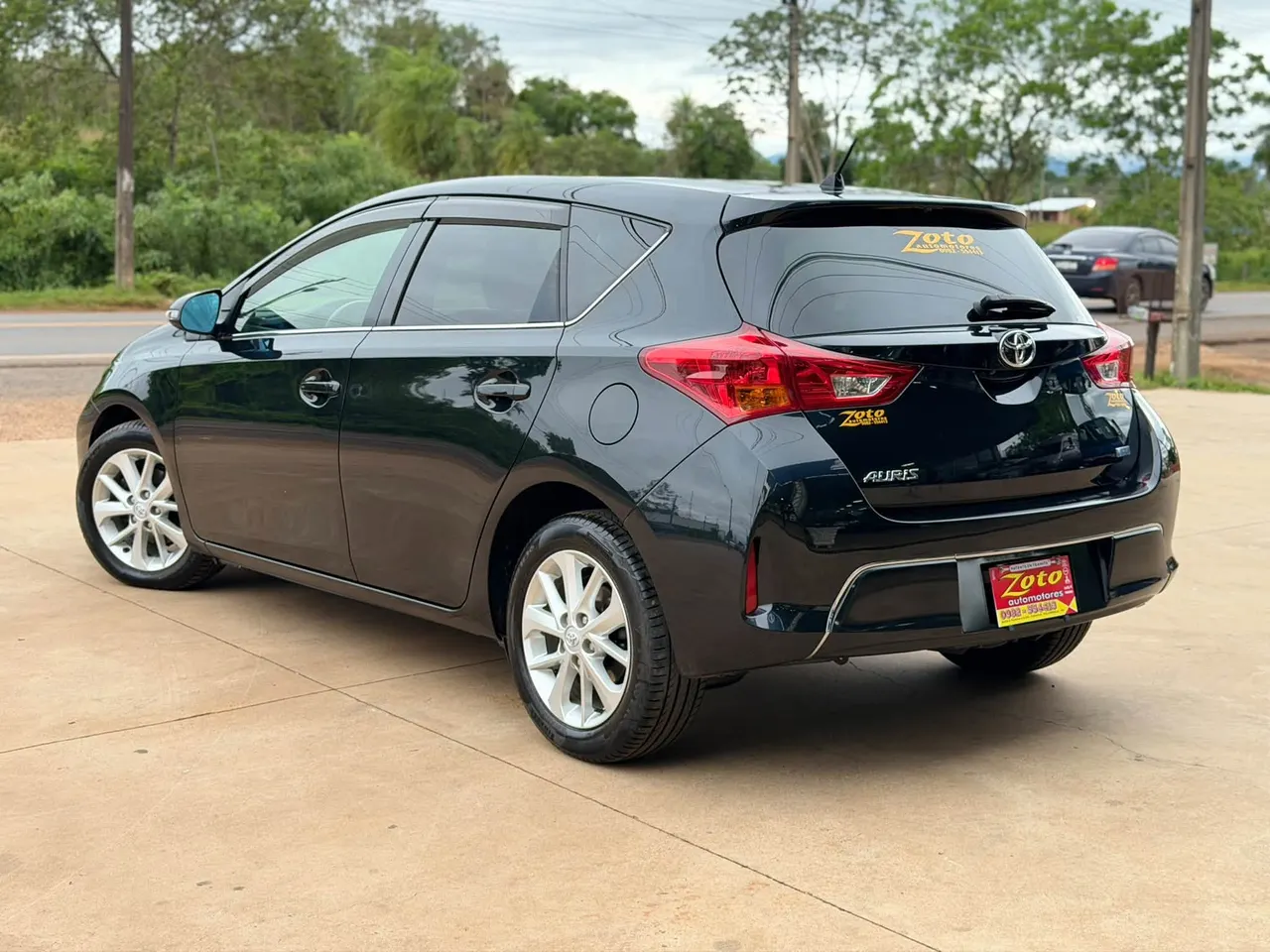 Toyota Auris 2014
