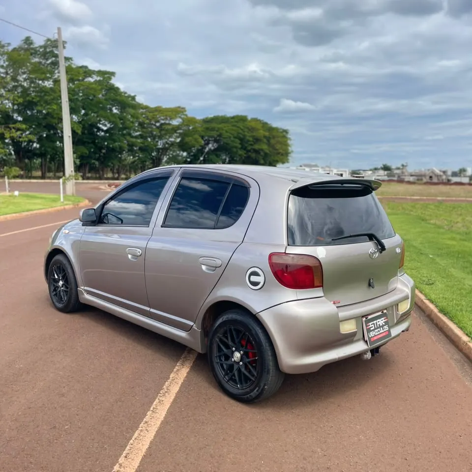 Toyota Vitz 2000 RS