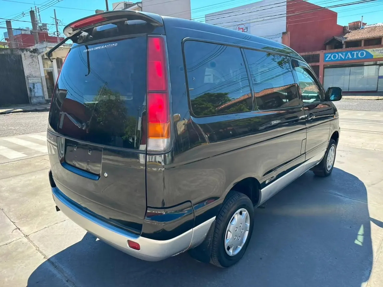 Toyota Noah 1998