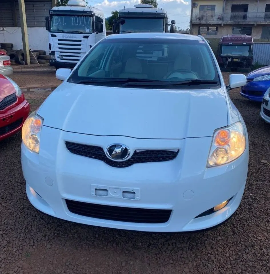 Toyota Runx 2004