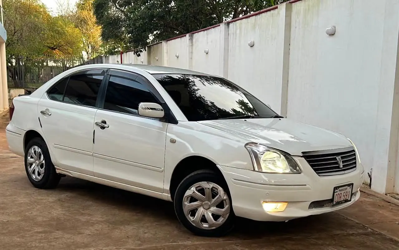 Toyota Premio 2004