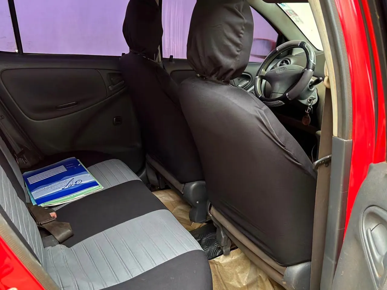 Toyota Vitz 2002