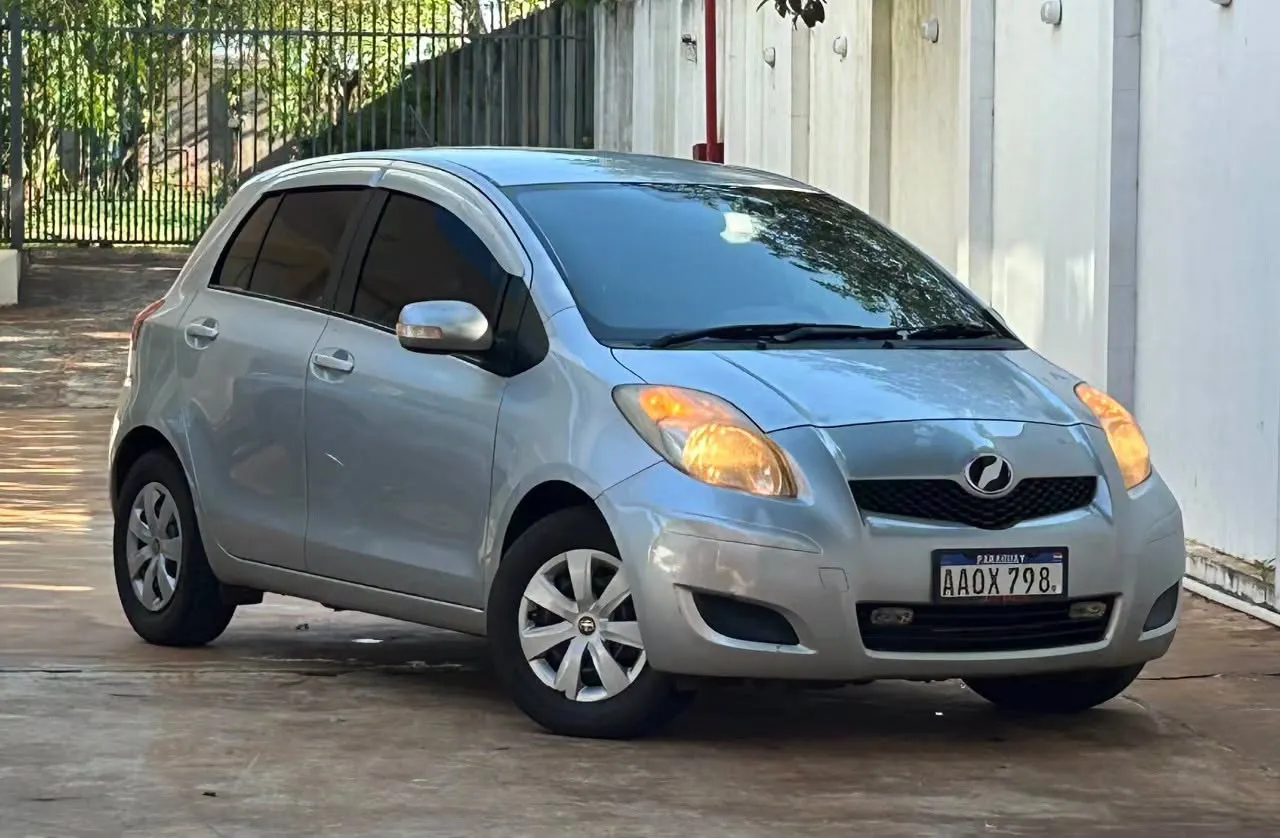 Toyota Vitz 2008