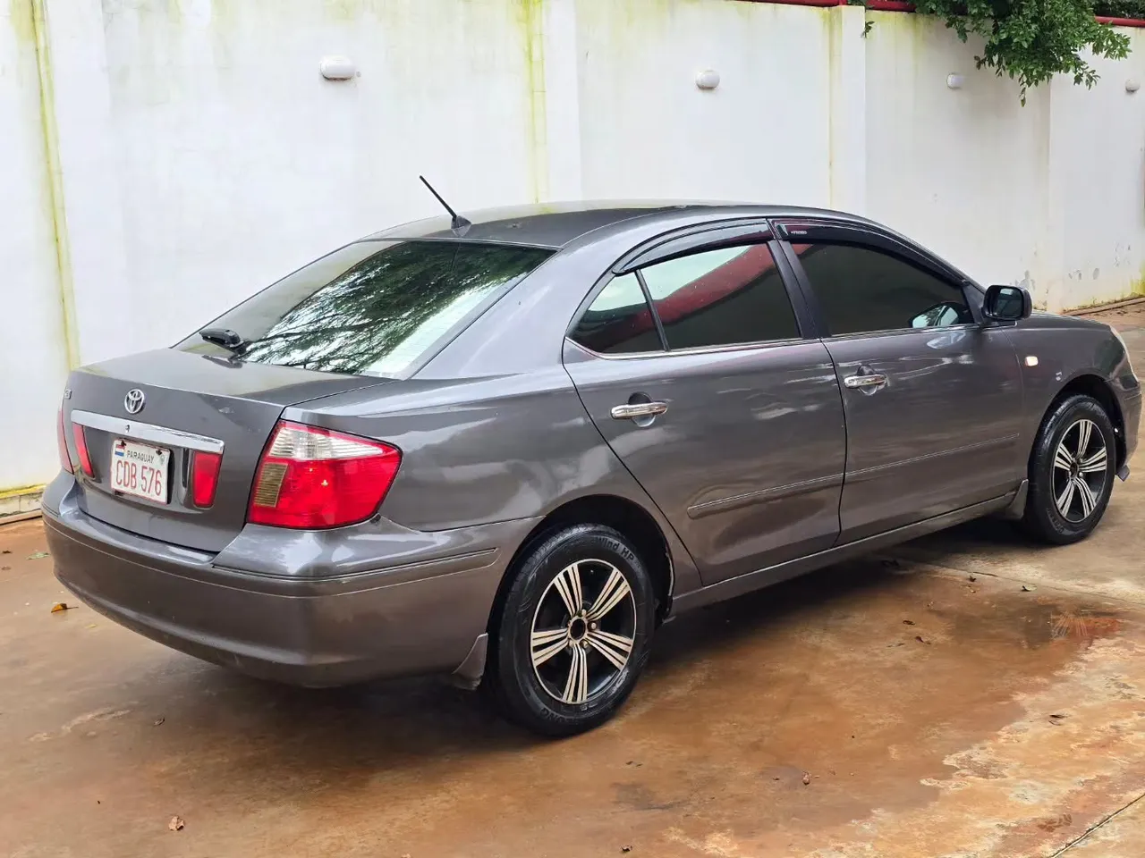 Toyota Premio 2004