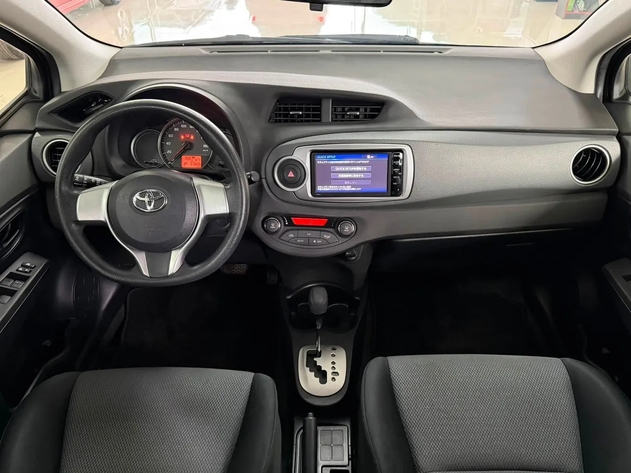 Toyota Vitz 2014