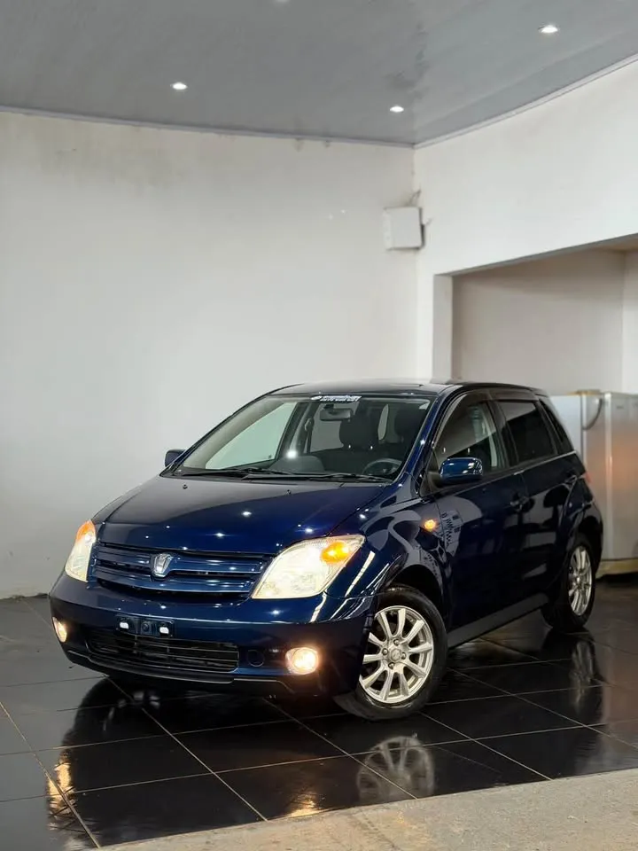 Toyota ist 2005