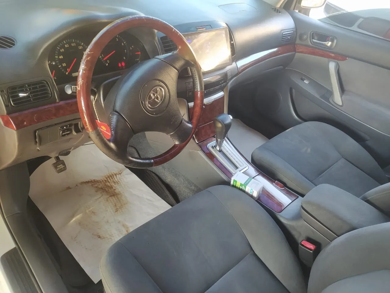 Toyota Allion 2004 1
