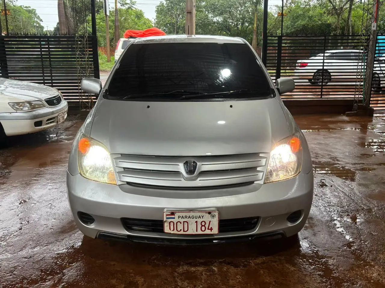 Toyota ist 2005
