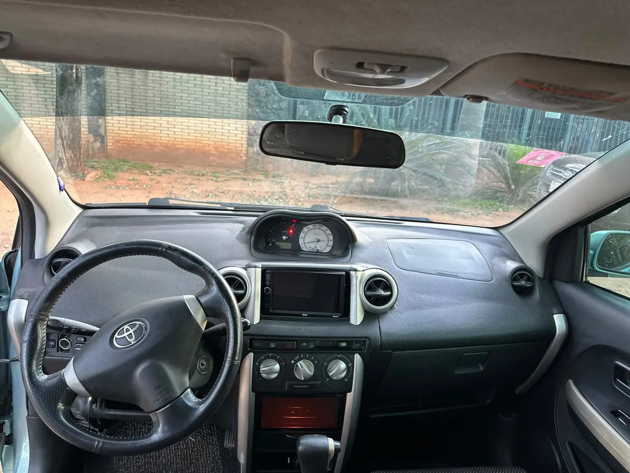 Toyota ist 2004