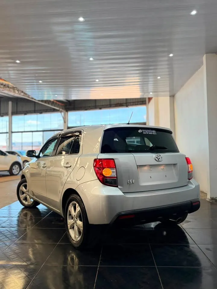 Toyota ist 2005