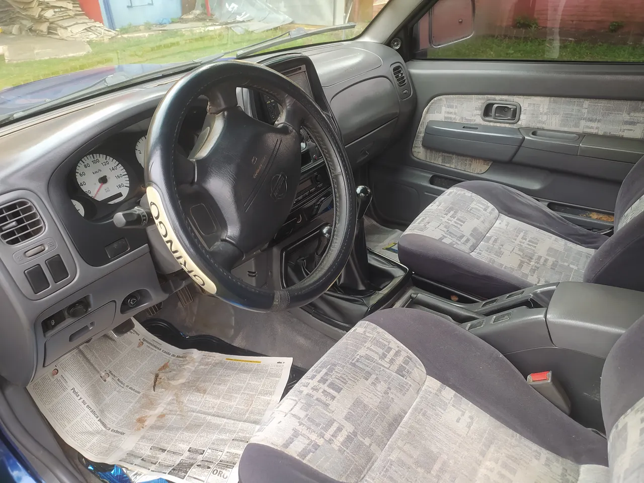 Nissan Frontier 2001 W