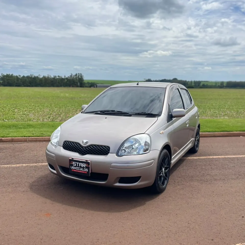 Toyota Vitz 2000 RS