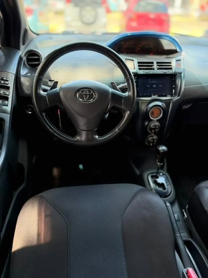 Toyota Vitz 2008
