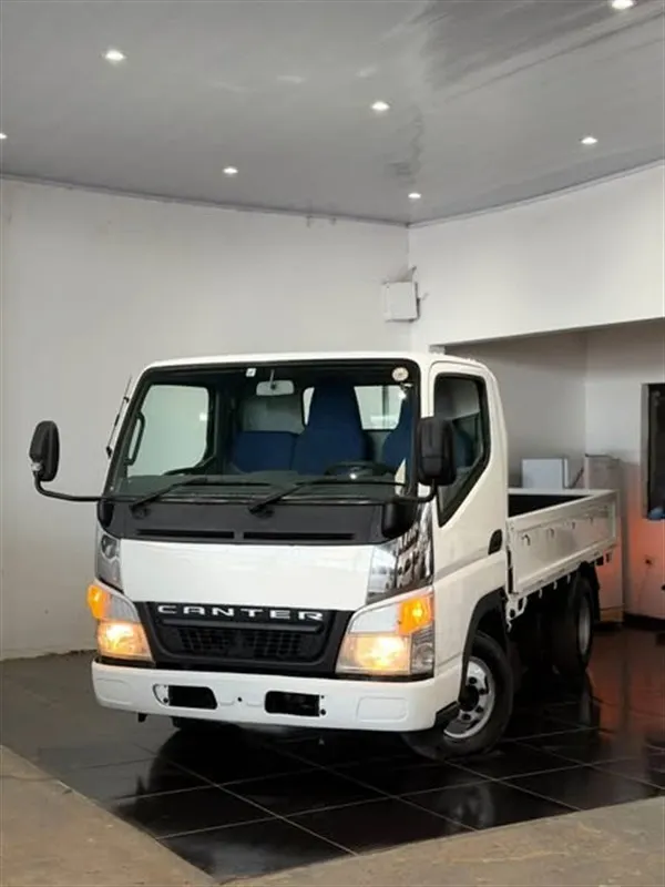 Mitsubishi Canter 2002