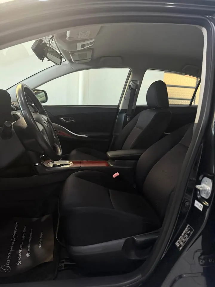 Toyota Premio 2010