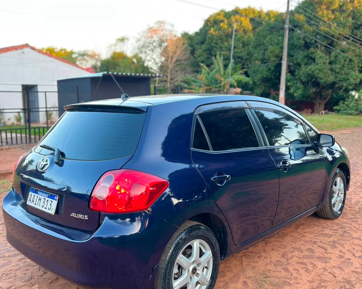 Toyota Auris 2009