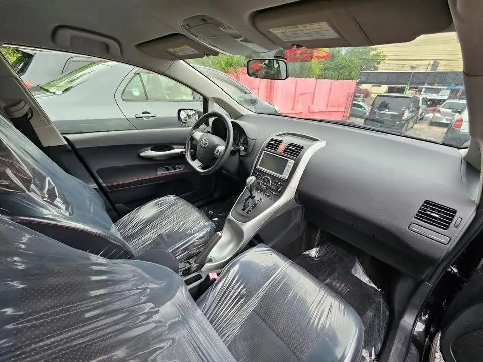 Toyota Auris 2010