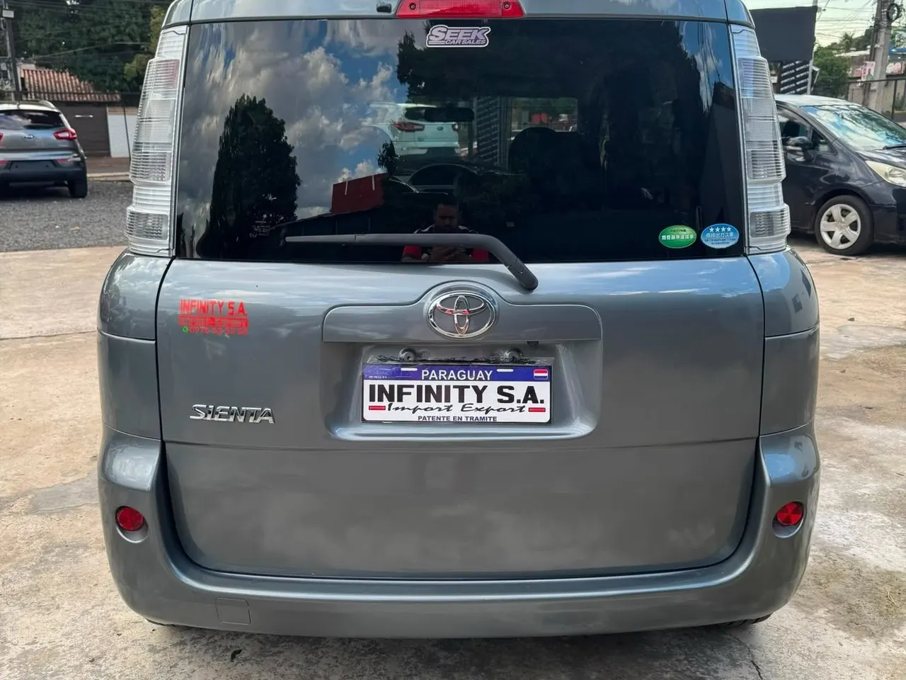Toyota Sienta 2014 Full Equipo