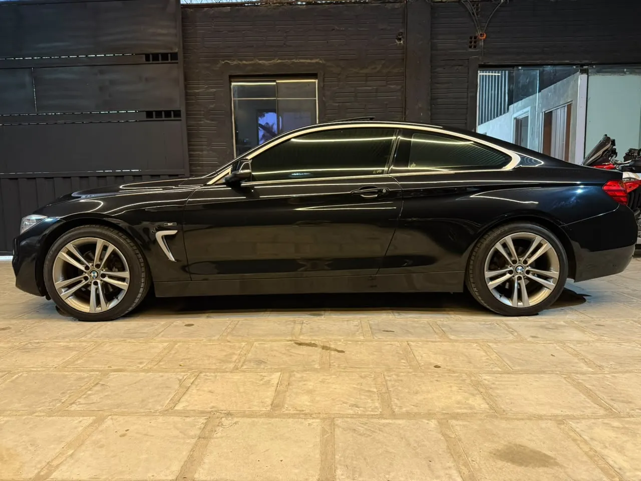 BMW Serie 4 2015 420i Coupé Sport