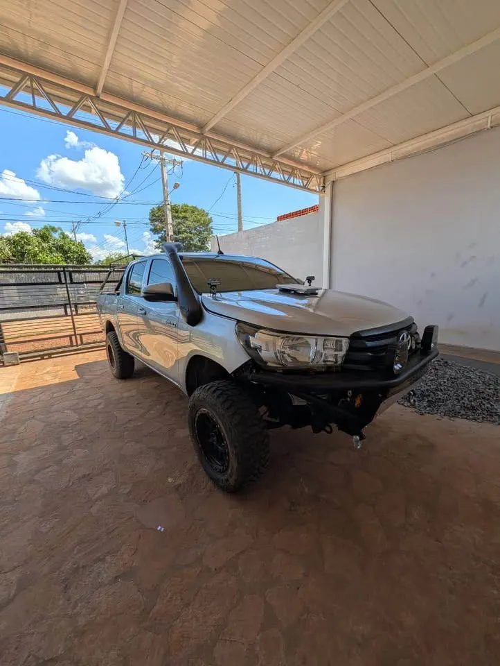 Toyota Hilux 2023