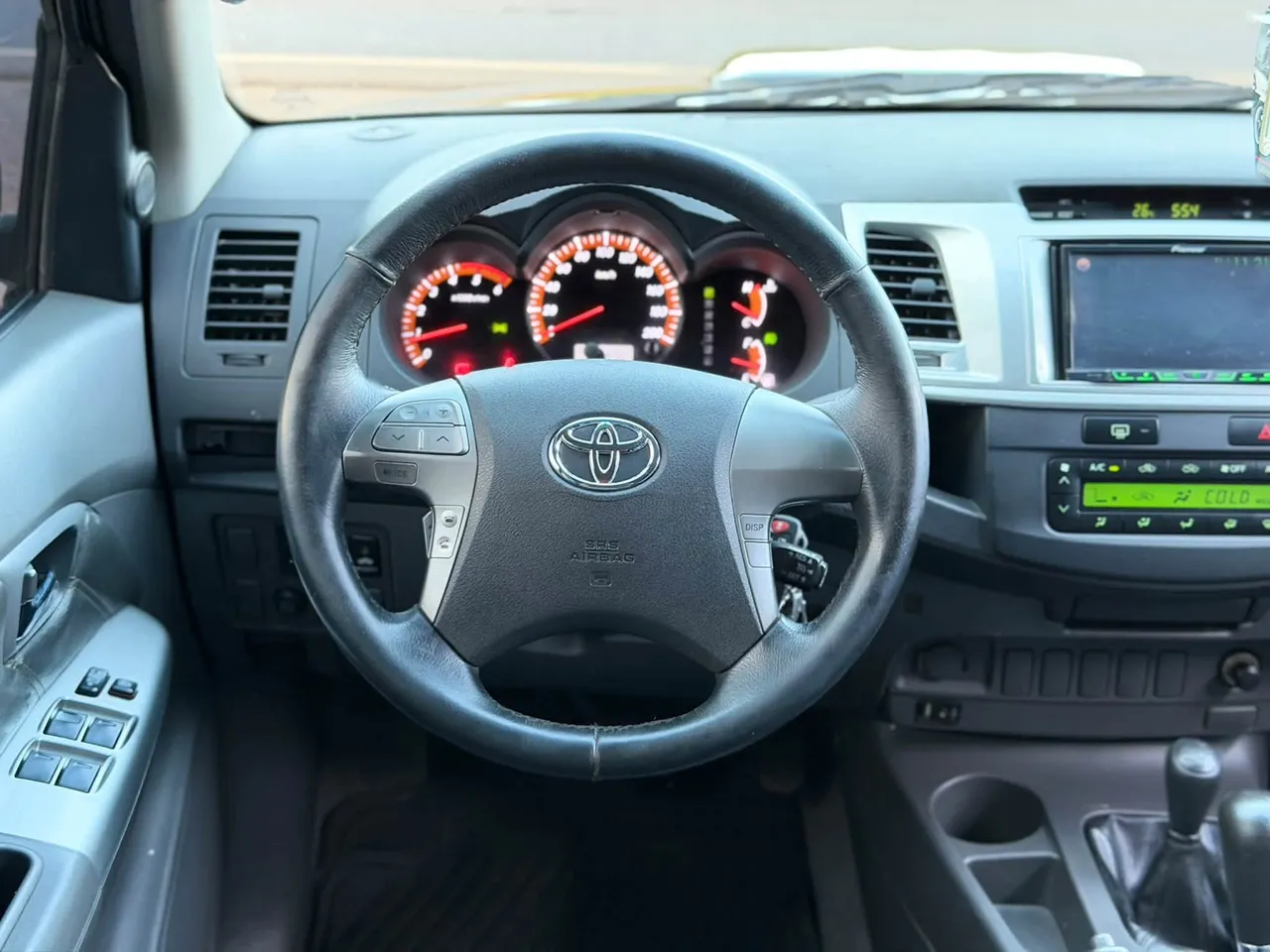 Toyota Hilux 2014