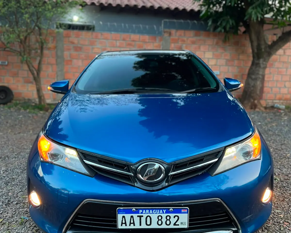 Toyota Auris 2015