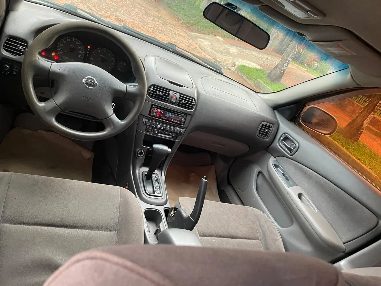 Nissan Sunny 2004