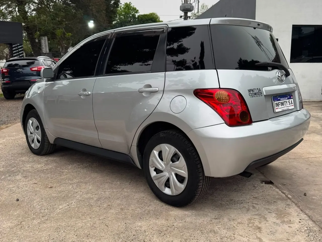 Toyota ist 2006