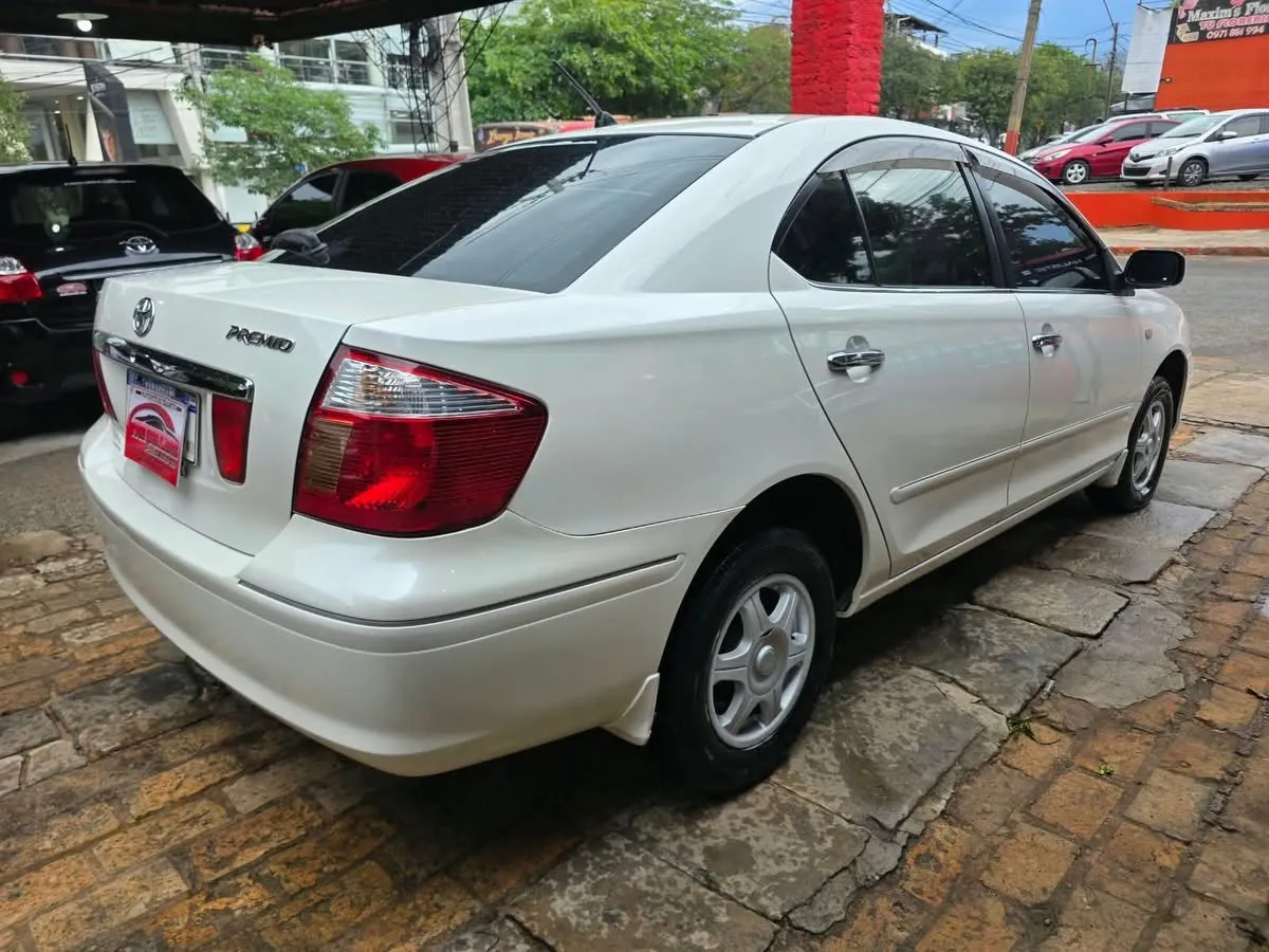 Toyota Premio 2003