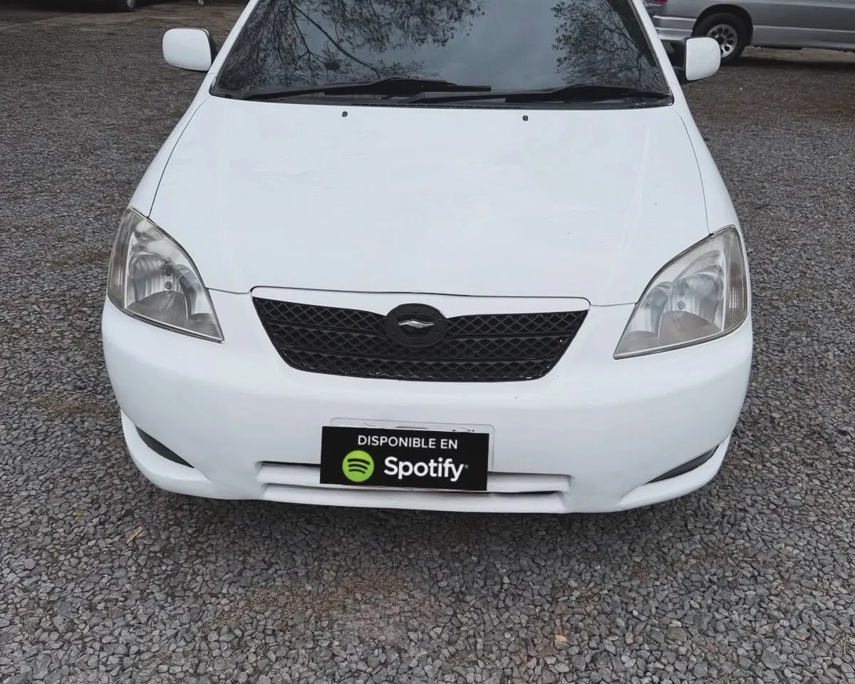 Toyota Runx 2003