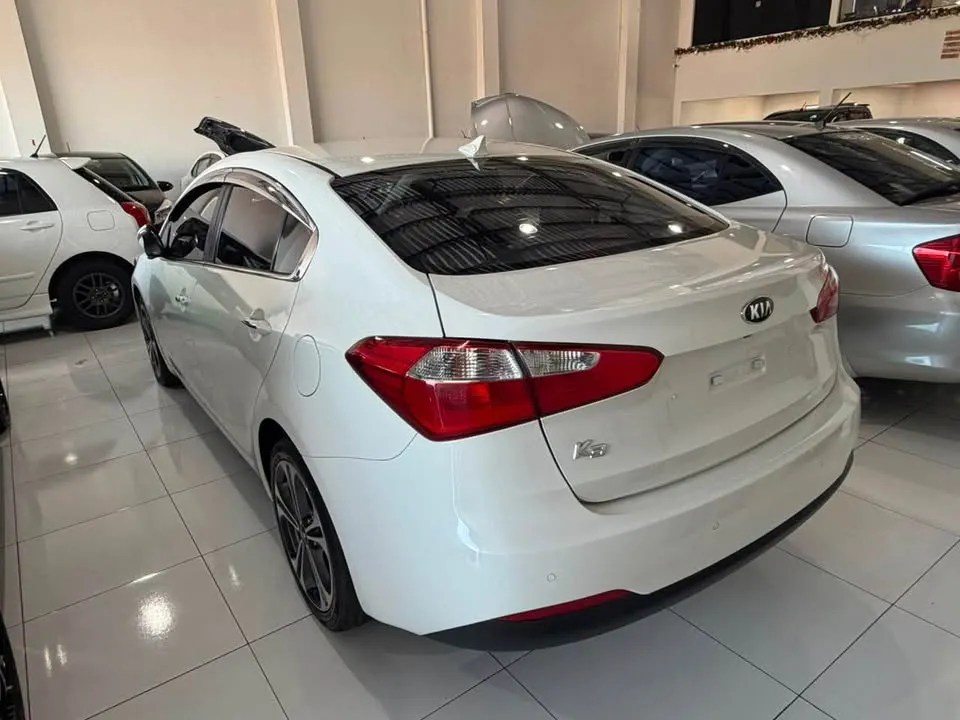 Kia K3 2015