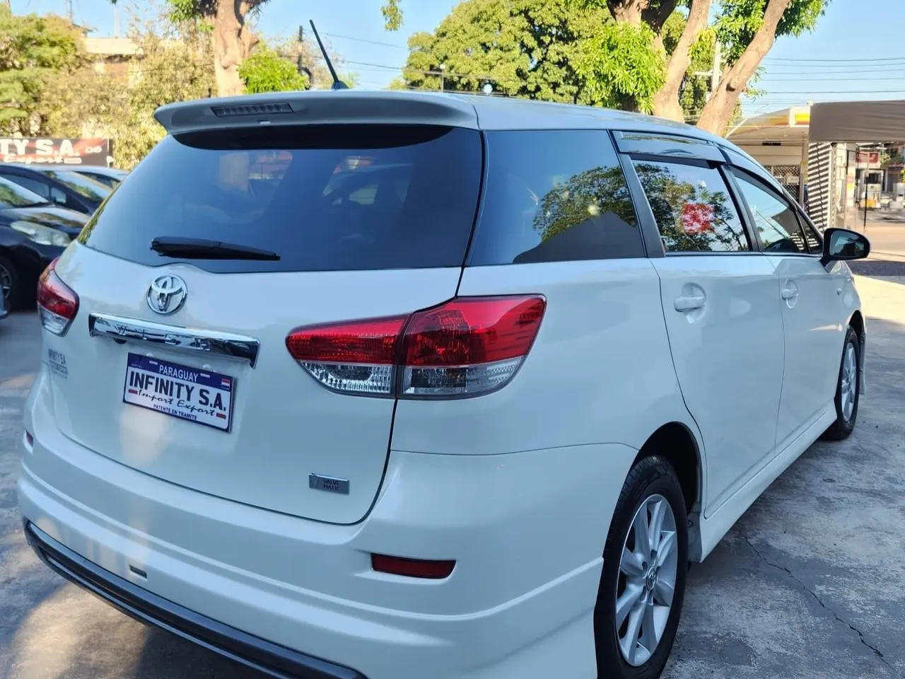 Toyota Wish 2010