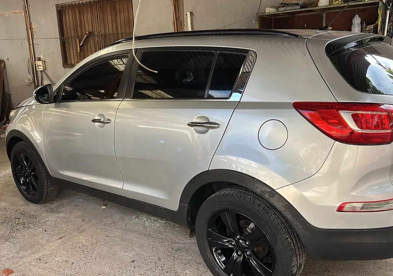 Kia Sportage 2012 1