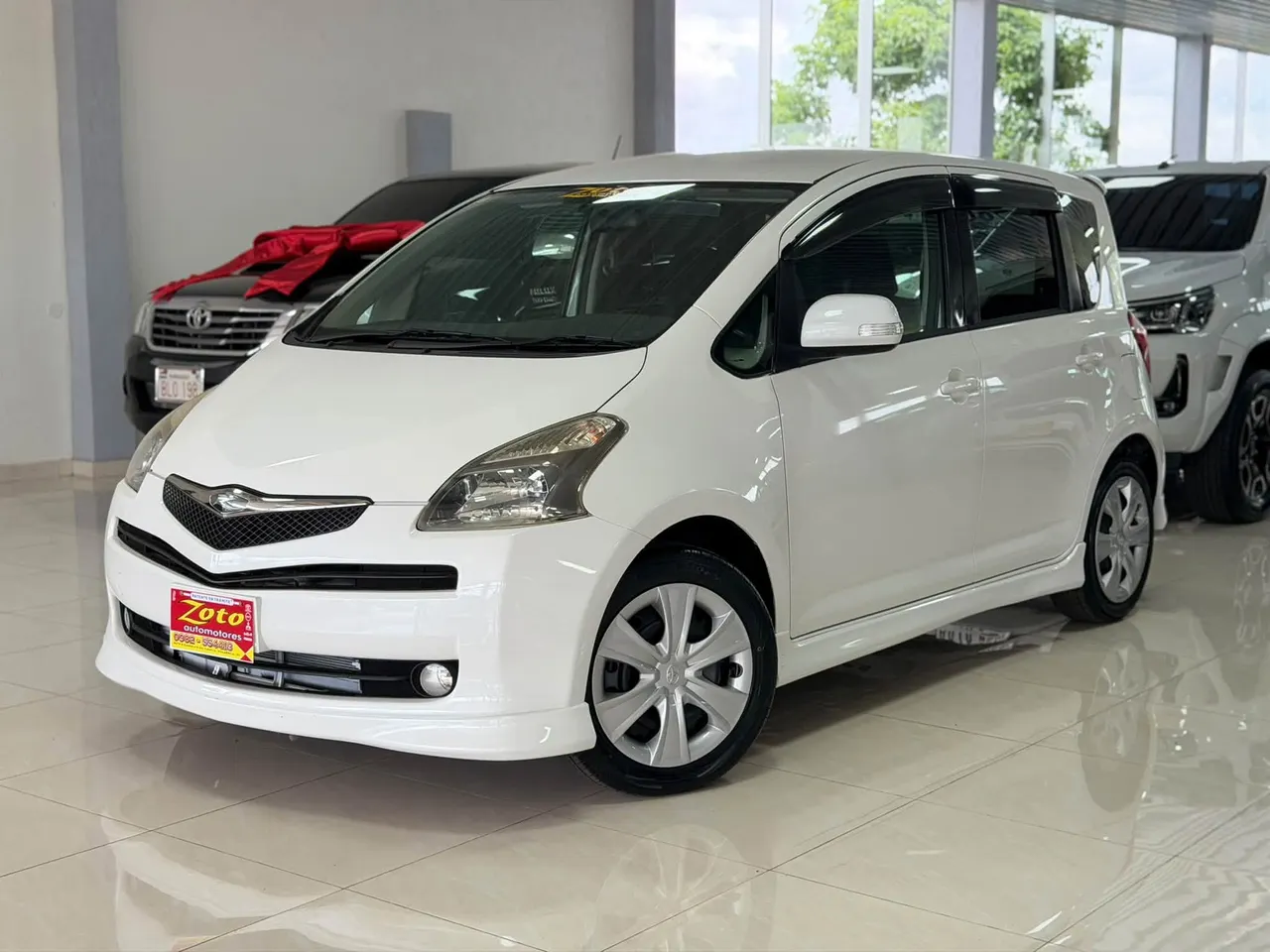 Toyota Ractis 2006