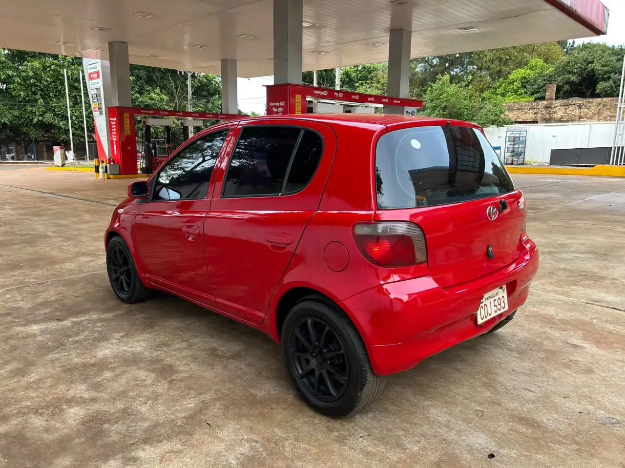 Toyota Vitz 2002