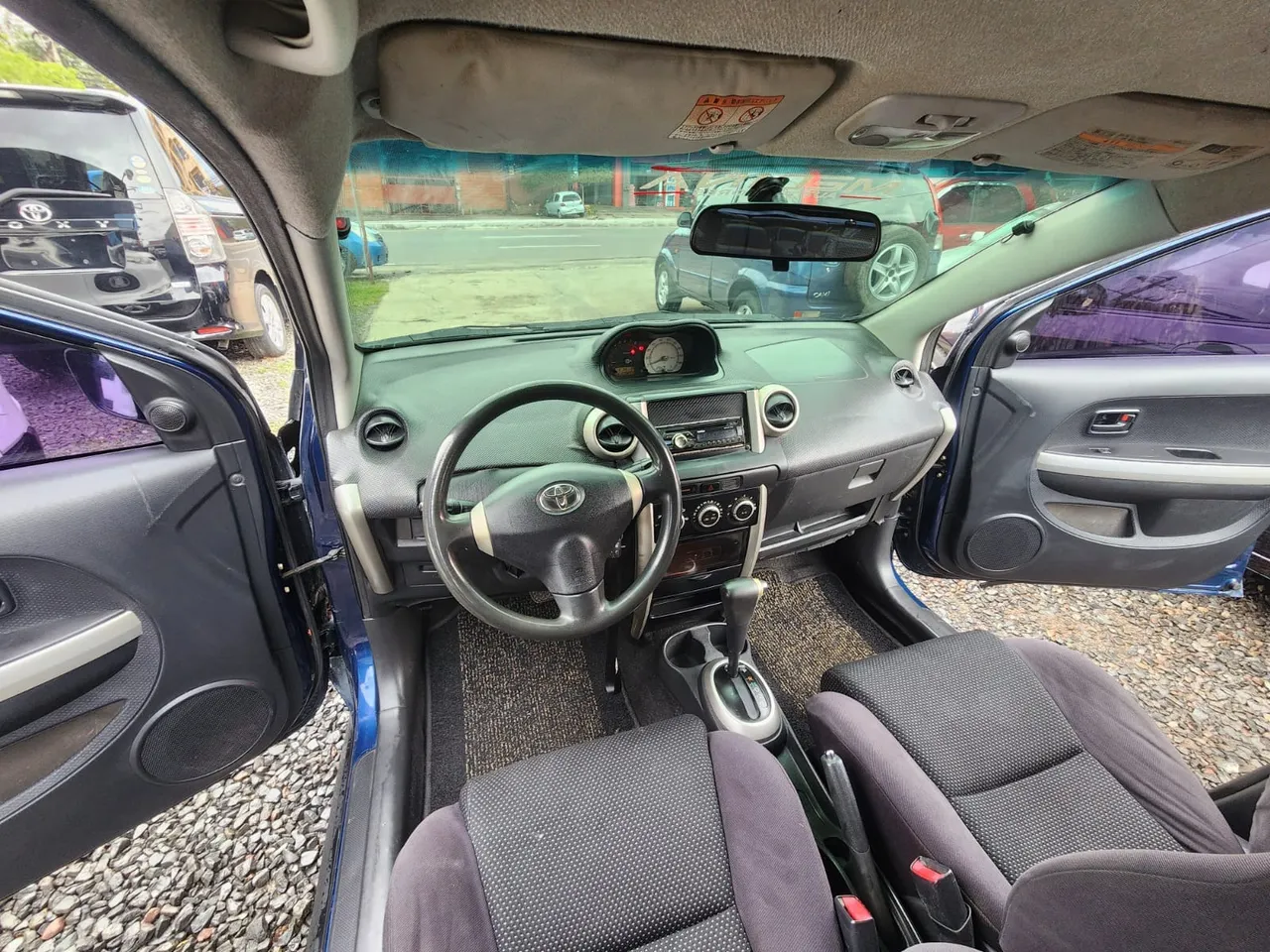 Toyota ist 2003