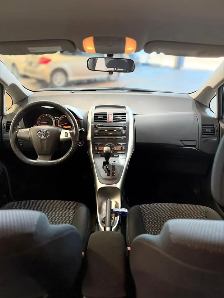 Toyota Auris 2009 2009/10
