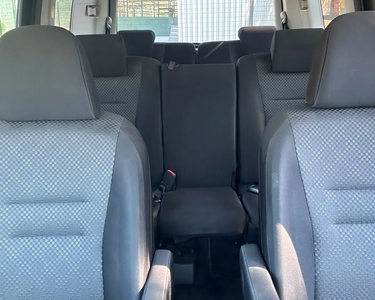 Toyota Noah 2008 FULL