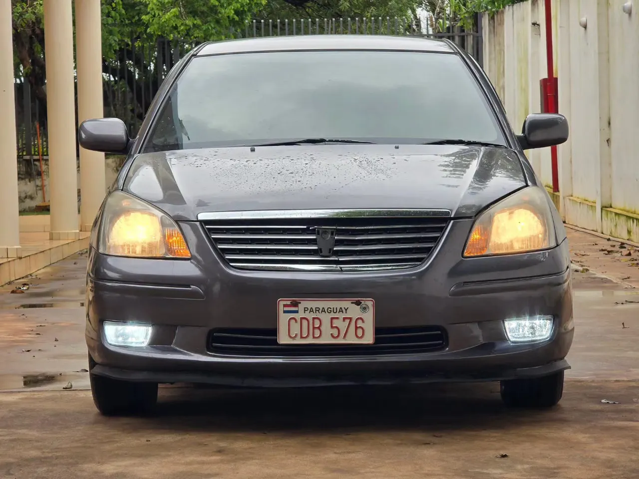 Toyota Premio 2004