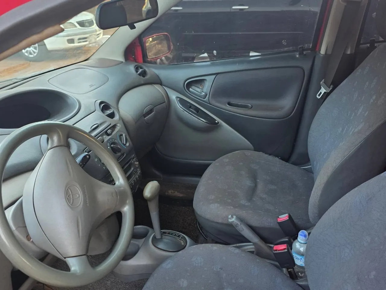 Toyota Vitz 2002