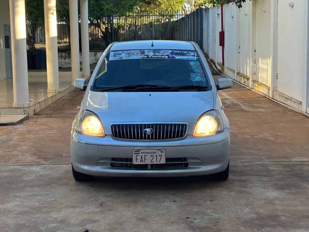 Toyota Vitz 2002 1