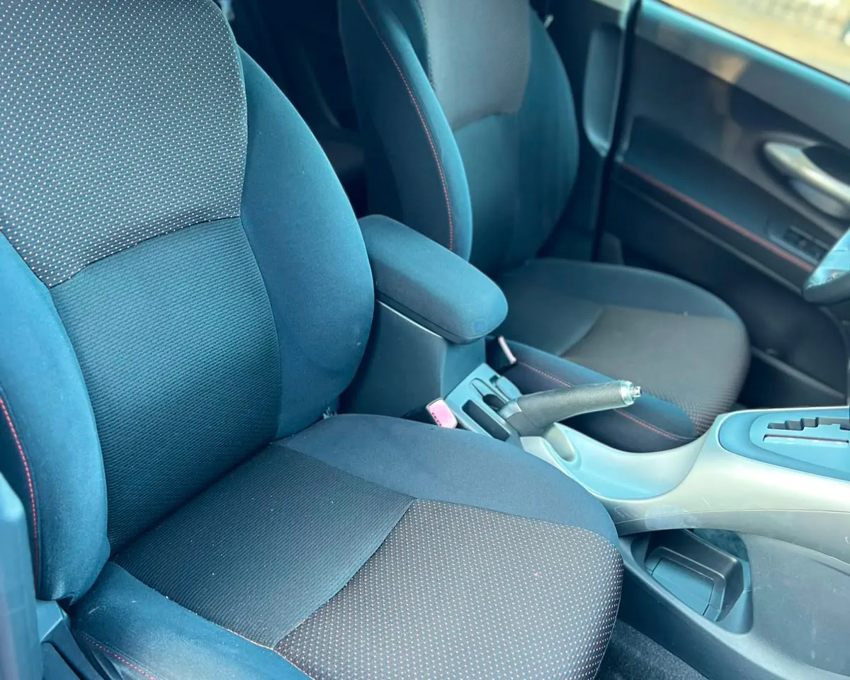 Toyota Auris 2011