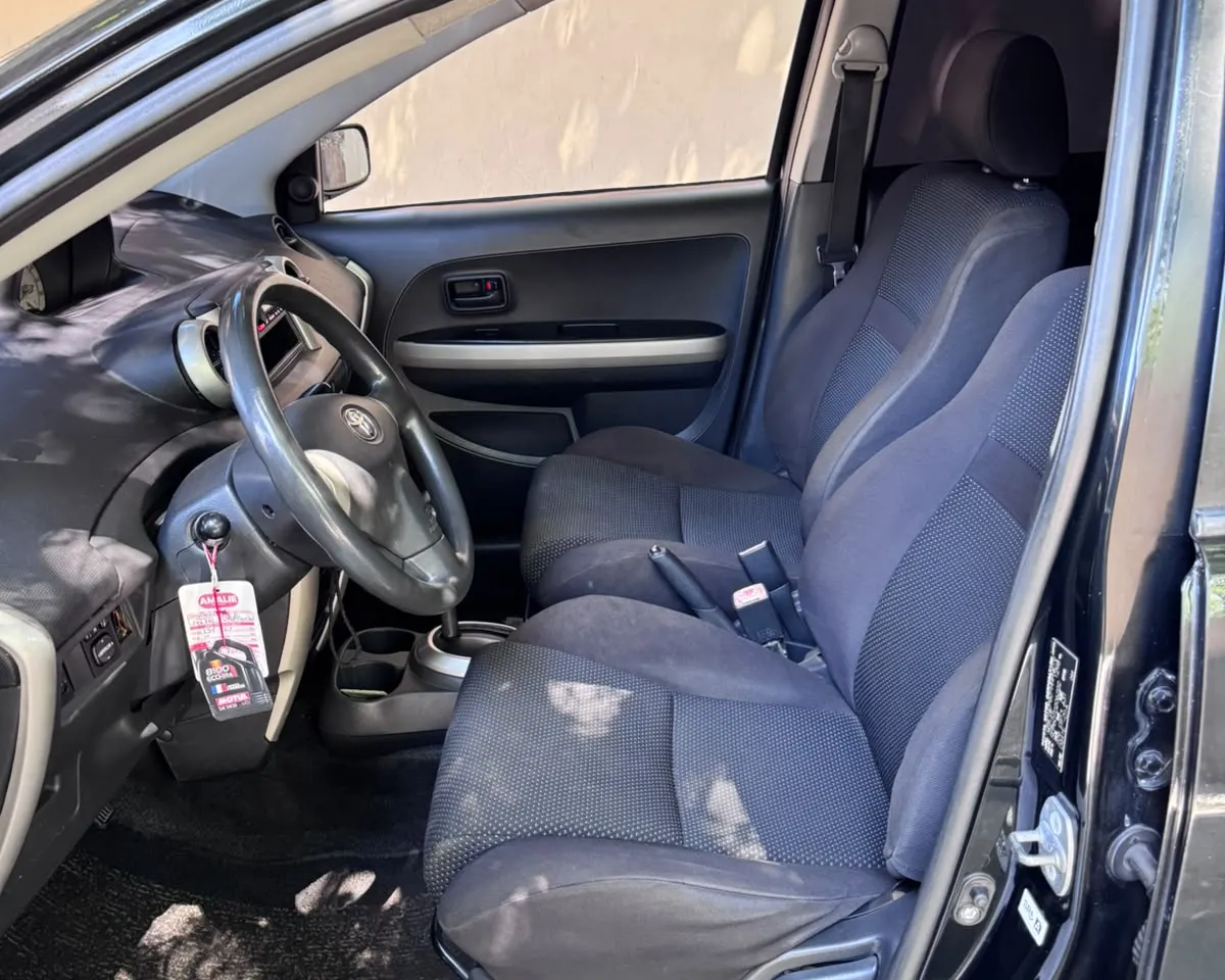 Toyota ist 2005
