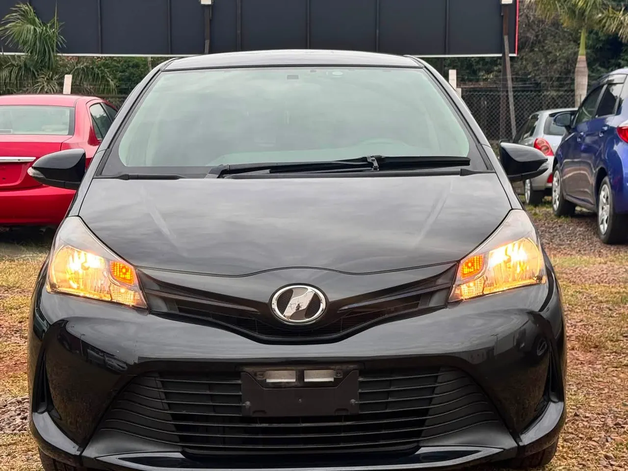 Toyota Vitz 2014