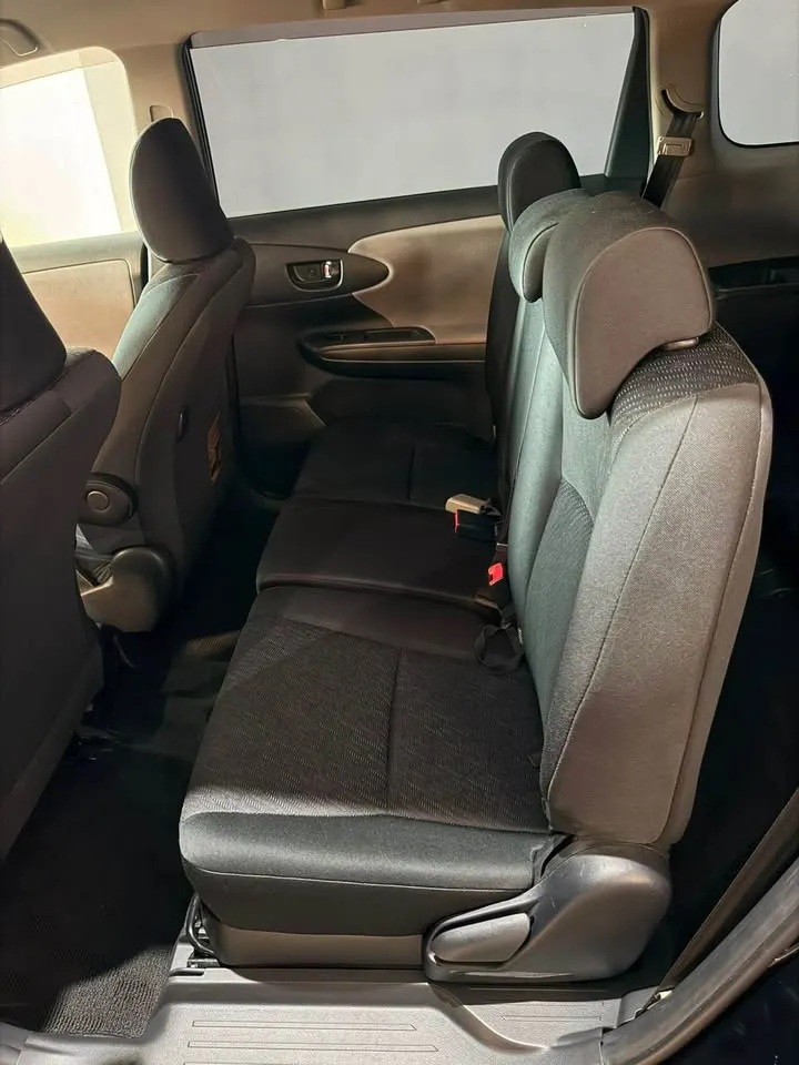 Toyota Wish 2010