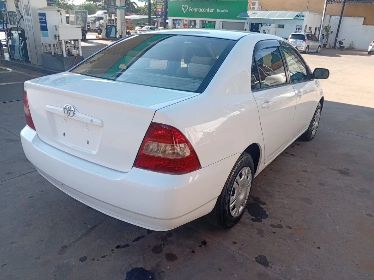 Toyota Corolla 2001 1