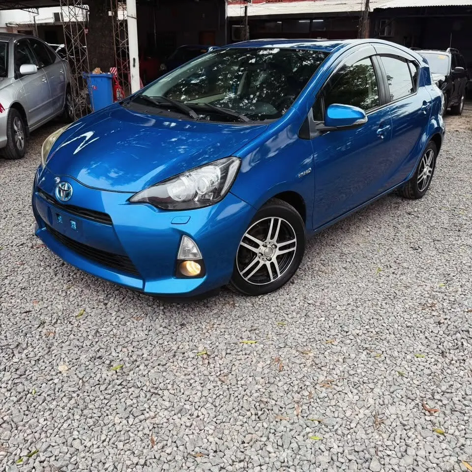 Toyota Aqua 2013 Híbrido
