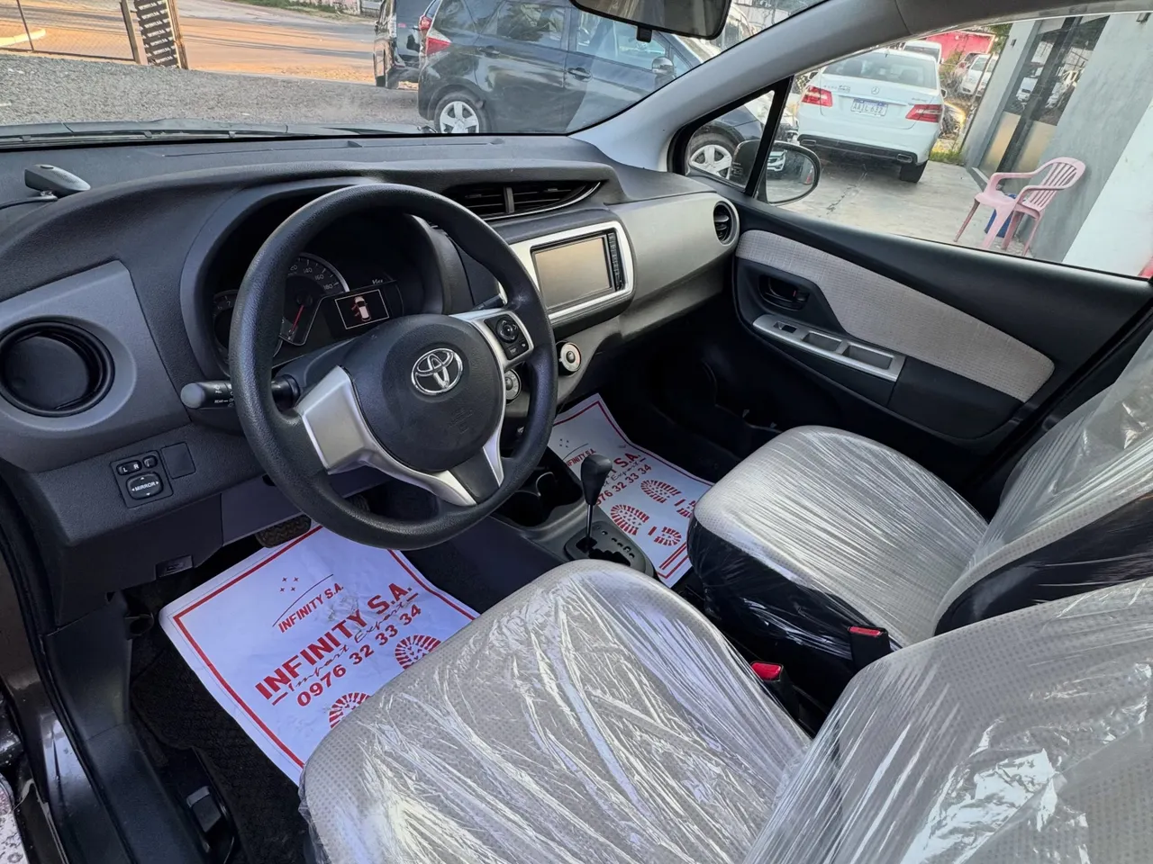Toyota Vitz 2016