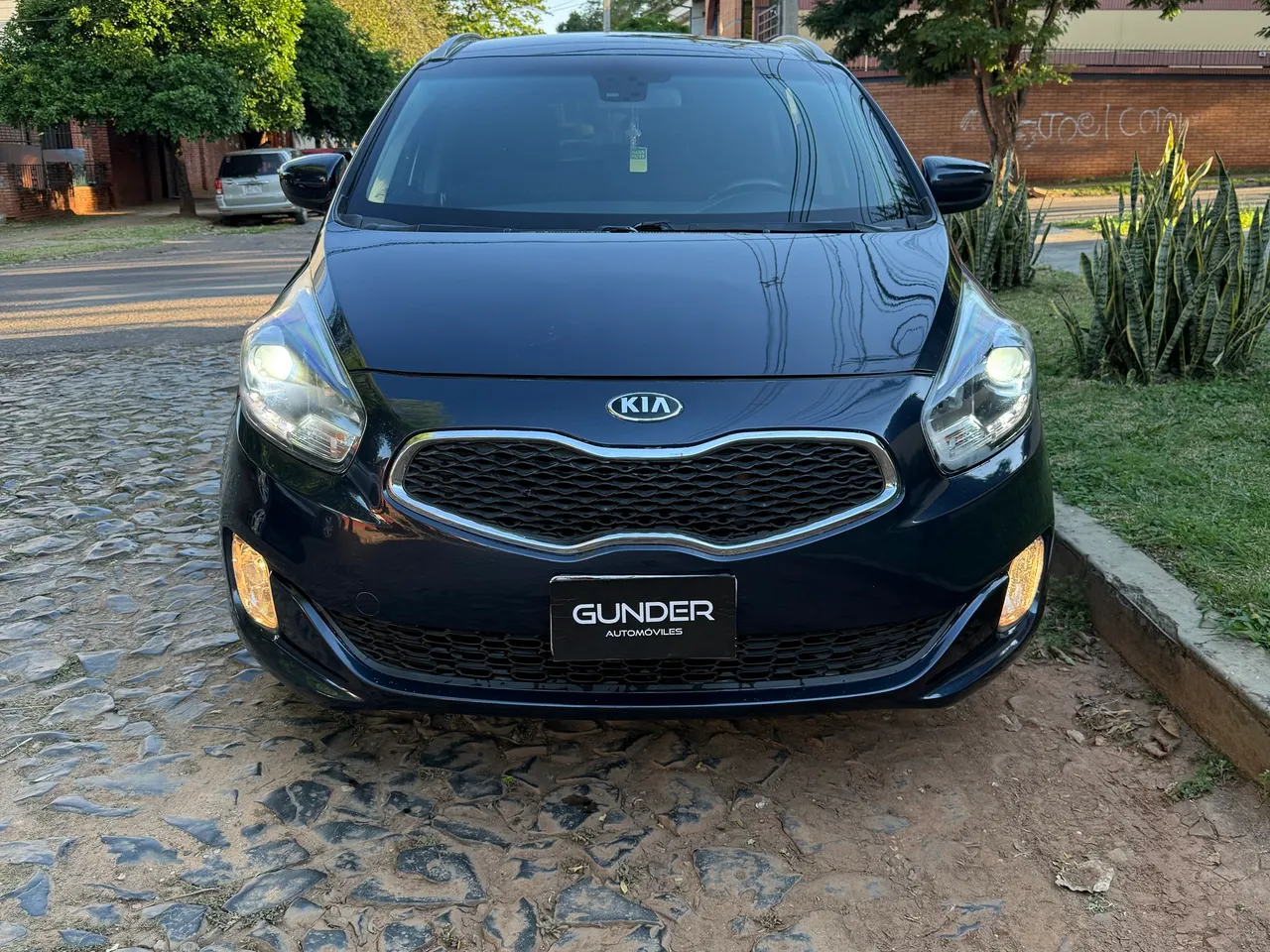 Kia Carens 2017