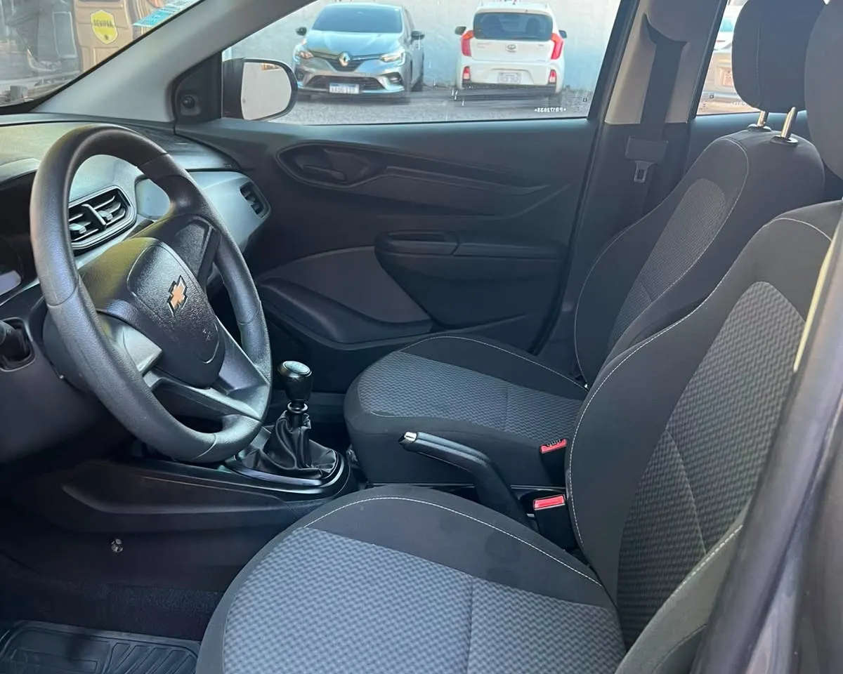 Chevrolet Onix 2023 Joy 1.4 MEC